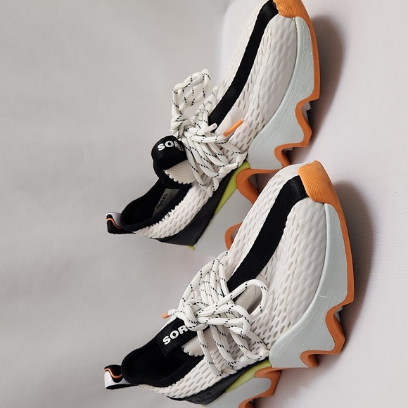 Sorel Kinetic Impact II Lace-up Sneakers (W Size 6) - Picture 2 of 16